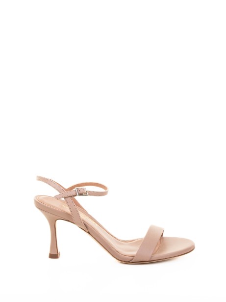 Sandal in nude nappa from the Nicole Bonnet line with heel
