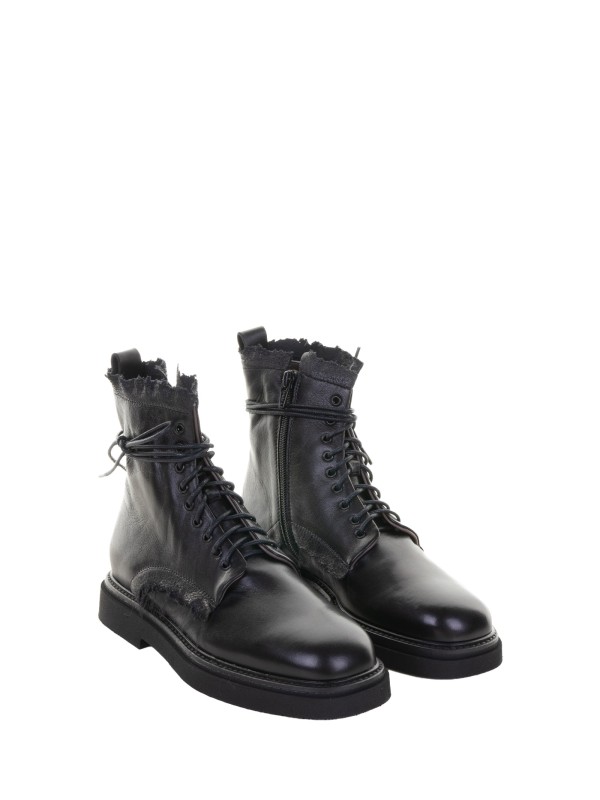 Biker nero in pelle donna