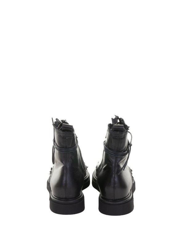 Biker nero in pelle donna