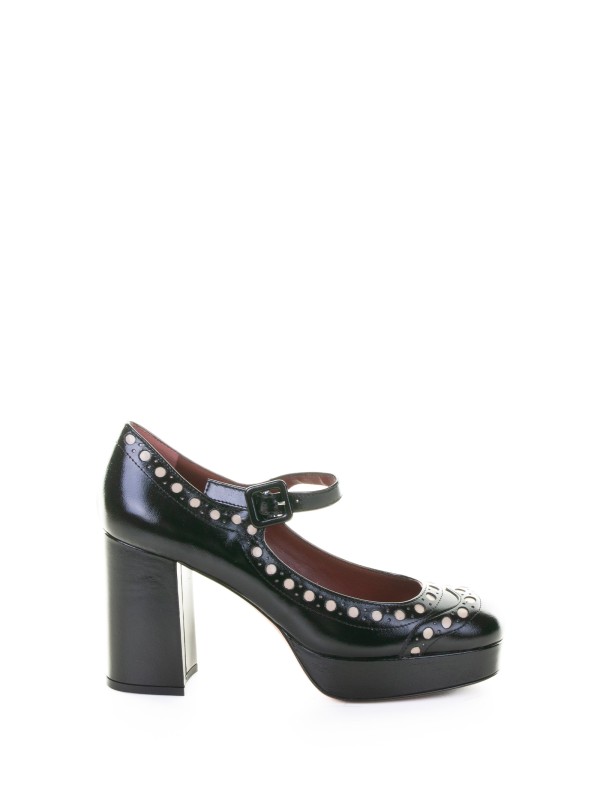 Pumps with Black Leather Strap