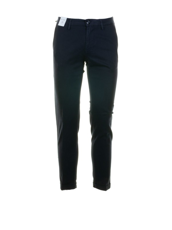 Pantalone chino blu navy con risvolto Pantalone chino blu navy con risvolto