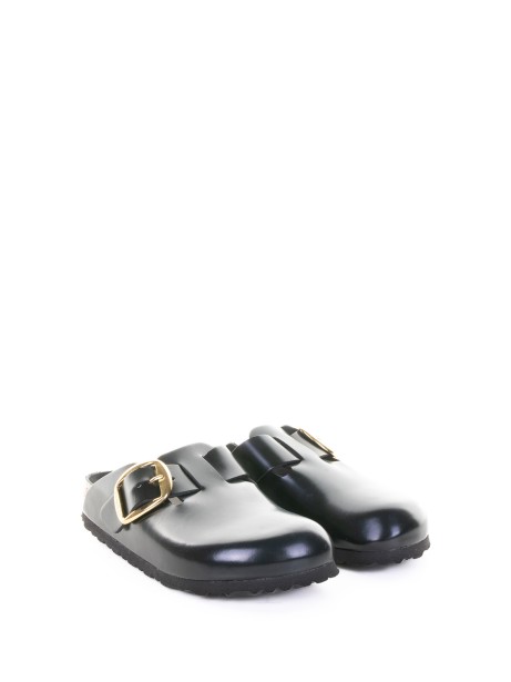 Boston Big Buckle black slipper 2