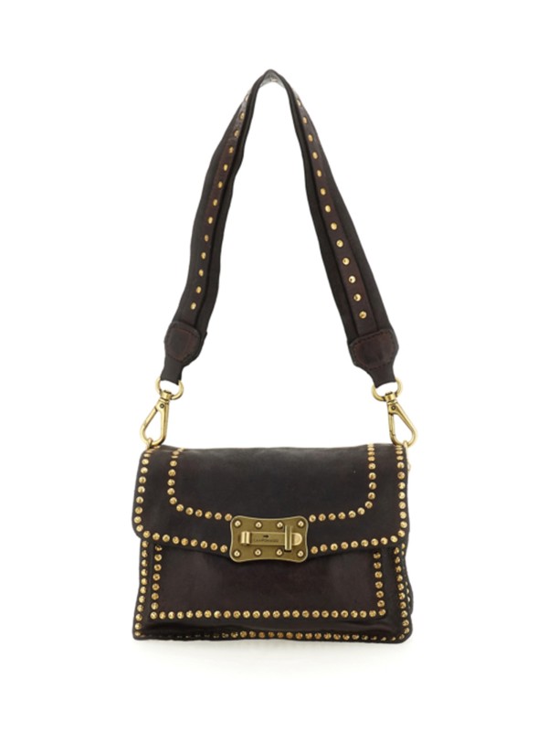 Borsa a tracolla in pelle di vacchetta tinta in capo nera con rivetti Borsa a tracolla in pelle di vacchetta tinta in capo nera con rivetti