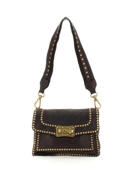Borsa a tracolla in pelle di vacchetta tinta in capo nera con rivetti Borsa a tracolla in pelle di vacchetta tinta in capo nera con rivetti