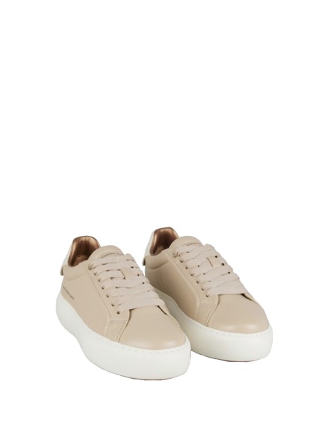 Beige Soho sneaker in leather 2