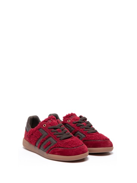 Cloud sneakers black red in teddy
