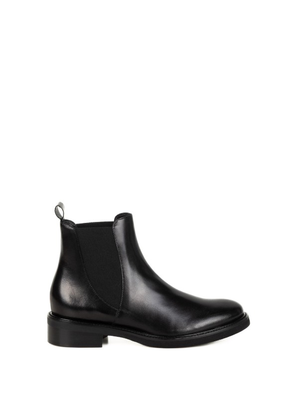 Women's Black Leather Beatles