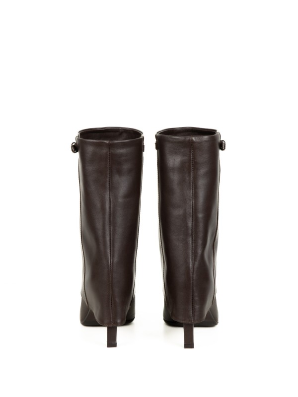 Stivaletto testa di moro in pelle con tacco