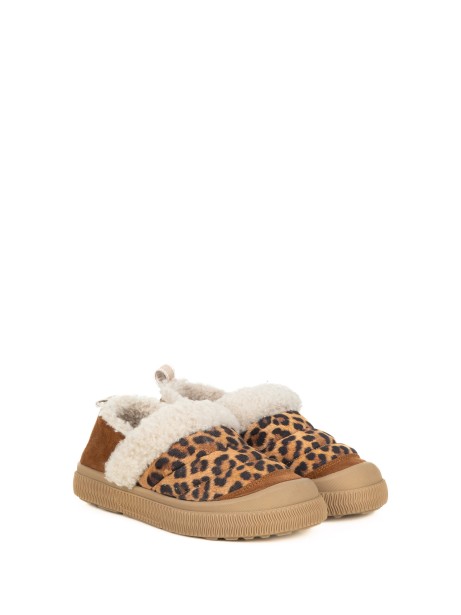 Pantofola motivo leopardato in suede 2