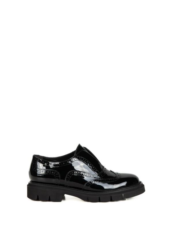 Women's Oxford in Black Patent Leather