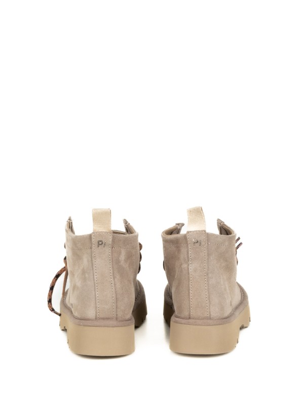Polacco beige in suede