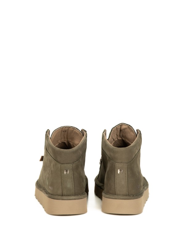 P007 men's suede boot lined in military green microfiber