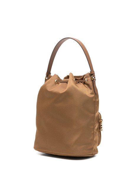 Borsa a secchiello Duet in Re-Nylon caramello di Prada 2