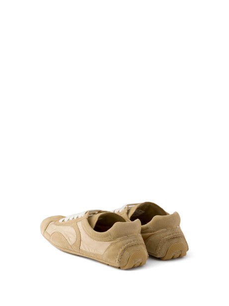 Sneaker Prada Downtown in Pelle Liscia con Logo