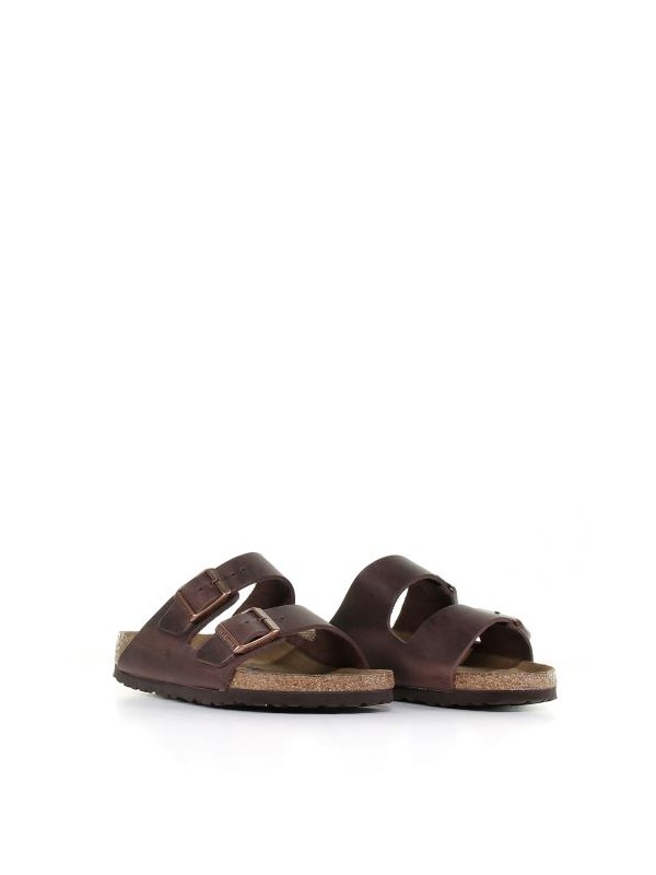 Ciabatta Birkenstock: Comfort e Design Senza Tempo