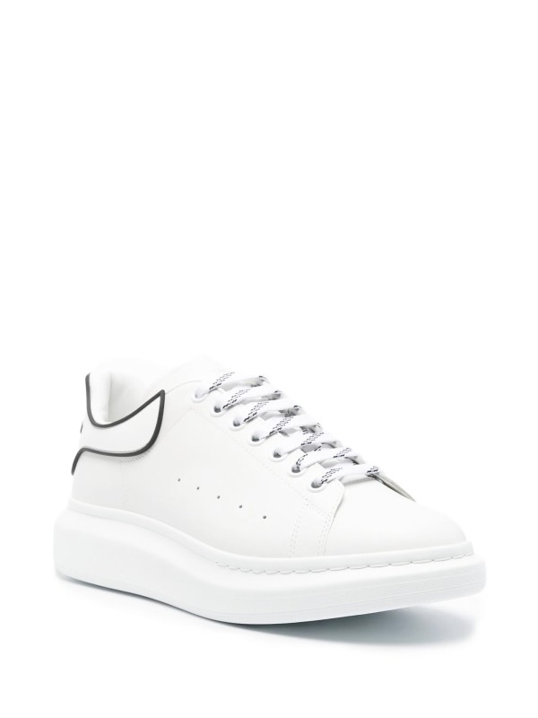 Men's Oversized Sneaker in White/Black | Alexander McQueen