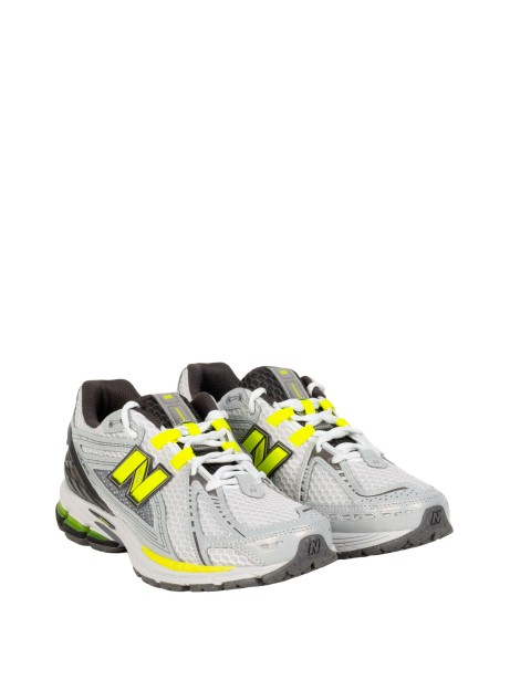 NEW BALANCE 530 Sneakers Silver Metallic