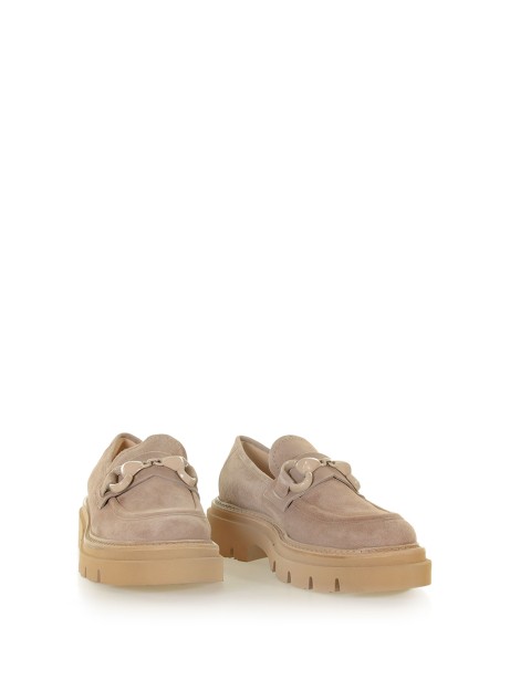 Suede moccasin with rubber sole