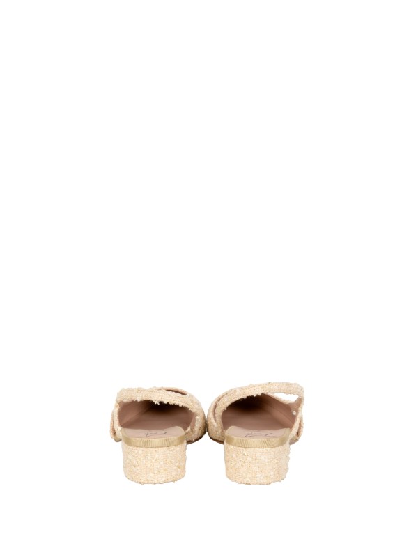 Slingback Acanto in Tweed Avorio con Punta Sfrangiata e Tacco Basso