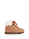 Ankle boot with internal fur