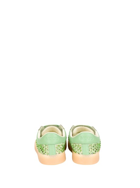 Sneakers con strass verde