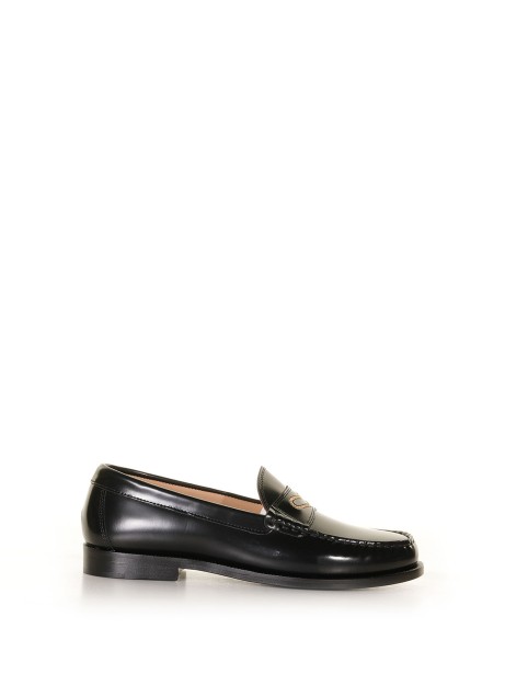 Loafer in black patent leather