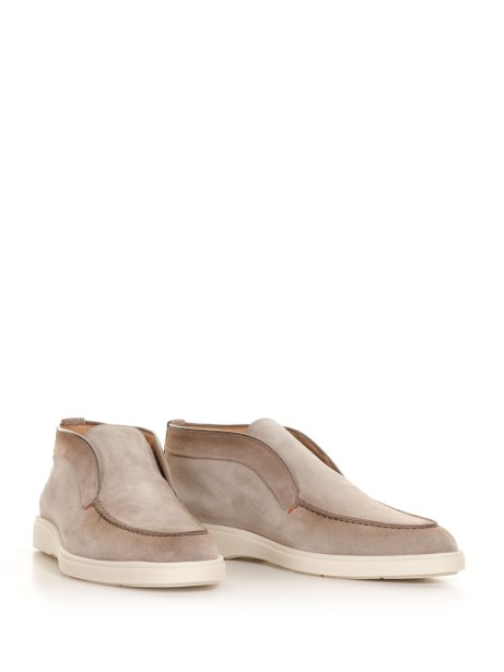 Polacco desert in suede
