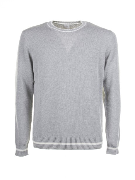 Light gray crew neck sweater