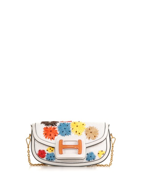 Shoulder bag with floral embroidery