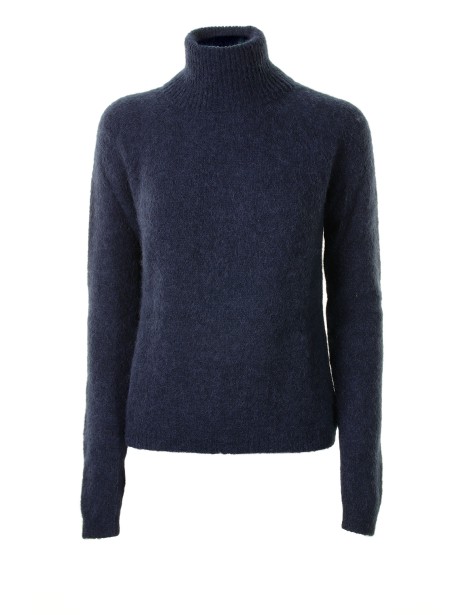 Blue long-sleeved turtleneck