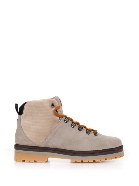 Scarponcino P09 in suede Scarponcino P09 in suede