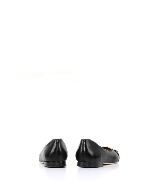 Ballerina shoes with plaque detail
