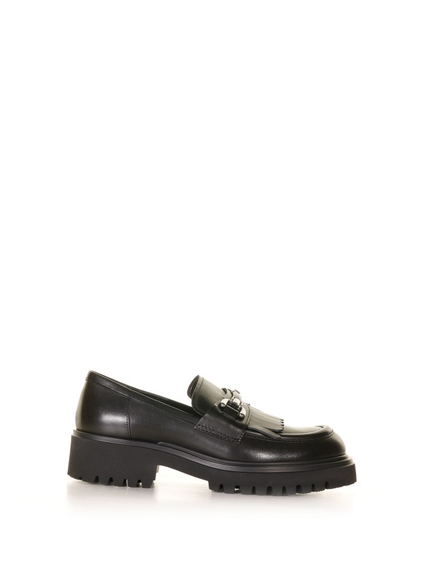 Black leather loafer with fringes Black leather loafer with fringes