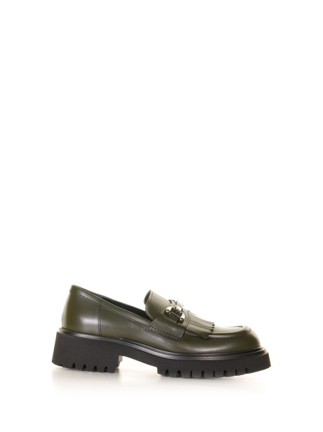 Green leather loafer with fringes