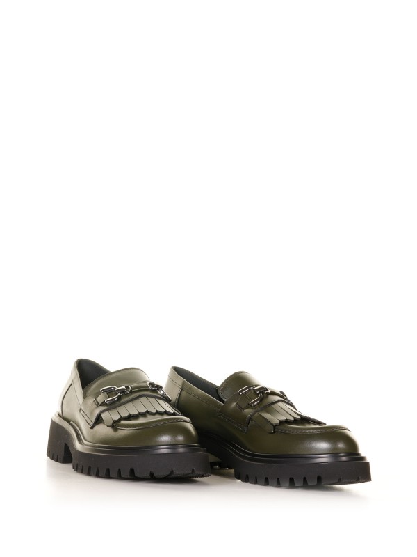 Green leather loafer with fringes