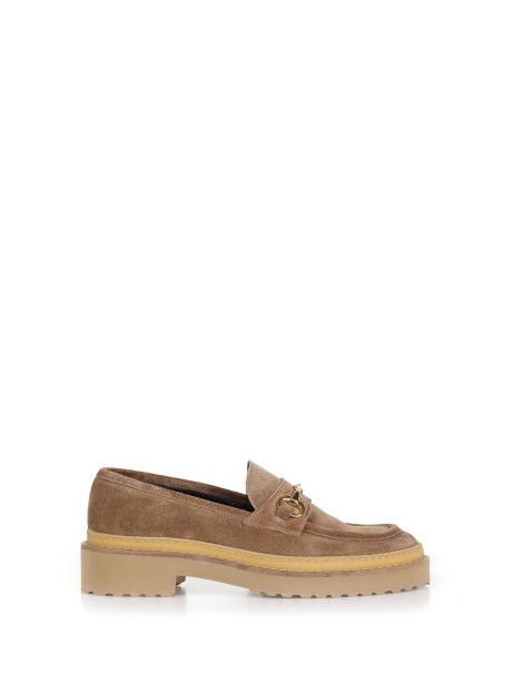 Suede loafer with buckle