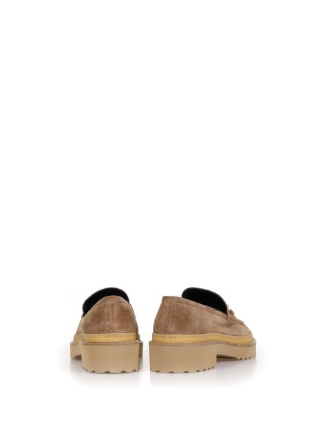 Suede loafer with buckle