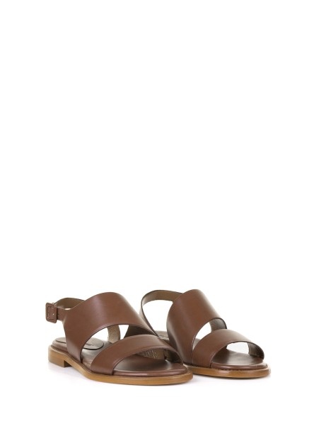 Low brown leather sandal 2
