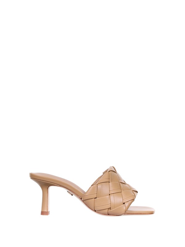 Sandal Braided In Camel Colored