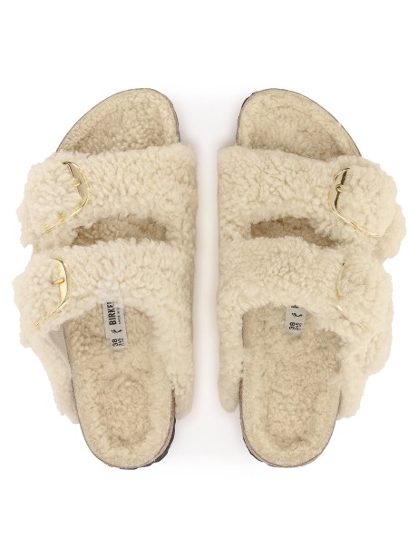 Arizona slipper in big buckle shearling