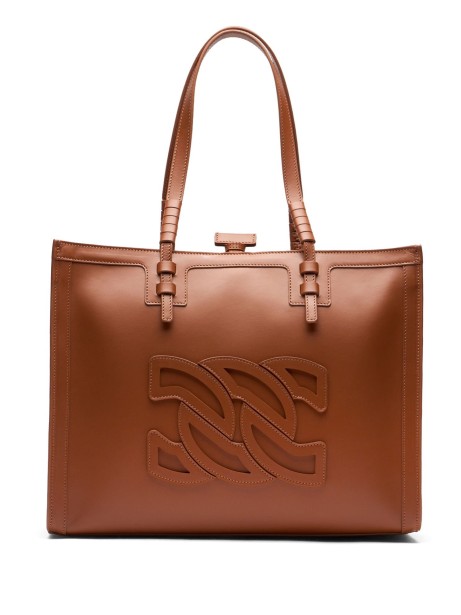 Beaurivage bag in saddle-colored leather and C-Chain logo