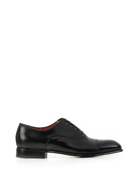 Derby in smooth black leather