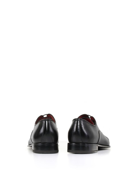 Derby in smooth black leather