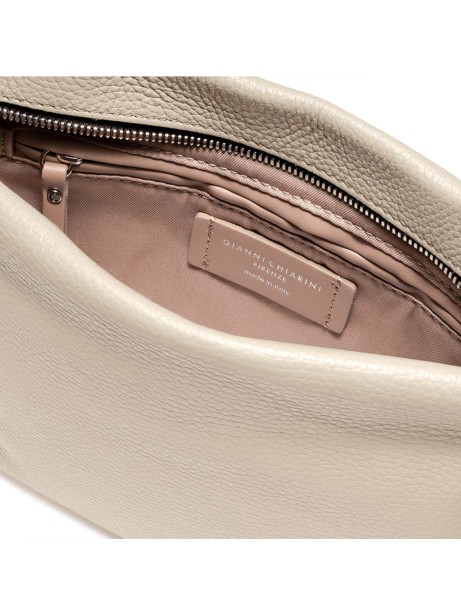 Pochette Brenda in pelle martellata, catena in resina removibile