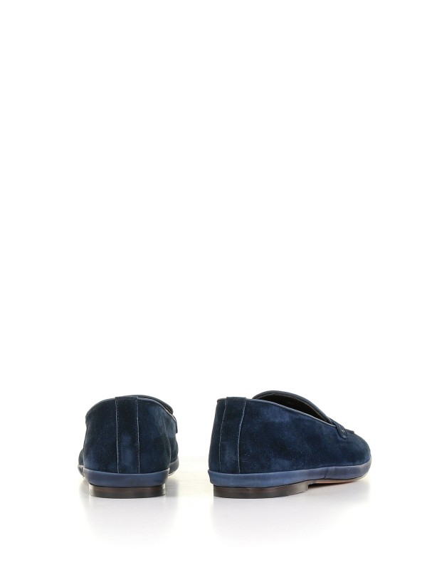 Loafer made of suede