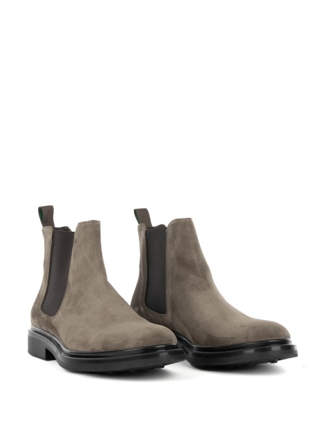 Beatles in suede fango 2