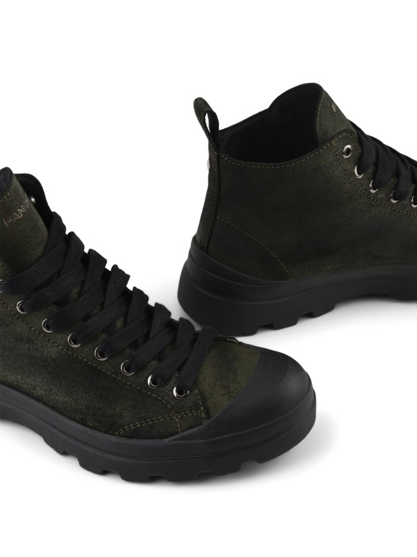 P03 men's ankle boot in waxed suede