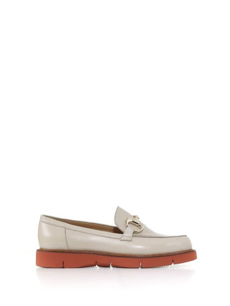 Ivory nappa leather loafer with horsebit detail