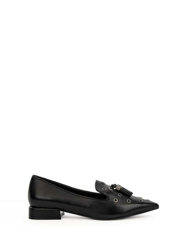 Ballerina nera in pelle con nappine Ballerina nera in pelle con nappine