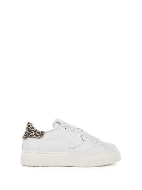 Sneaker Temple bianca kids in pelle con tallone leopardato